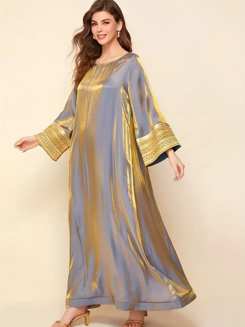 ✨ Metallic Glam: Silver & Gold Statement Kaftan ✨