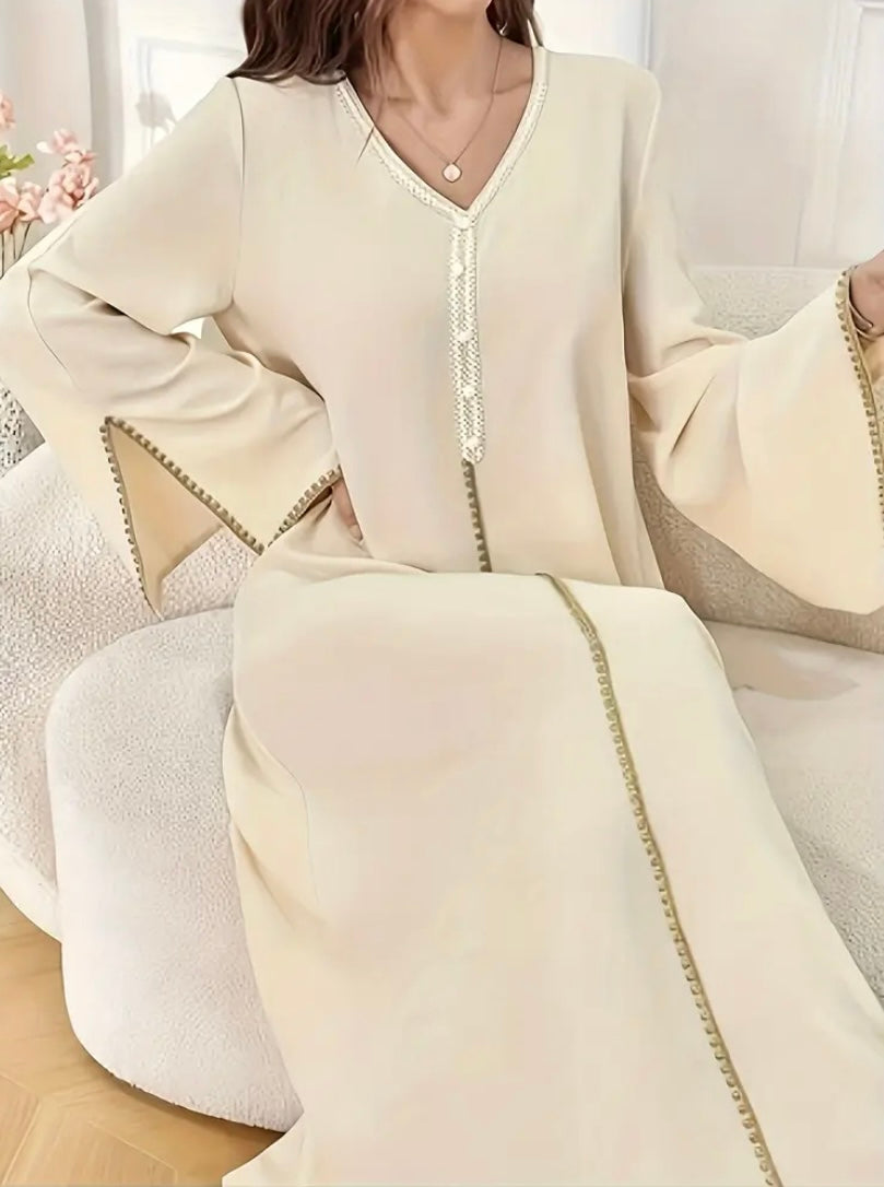 Royal Paisley Embroidered Kaftan – Premium Moroccan Style Jalabiya