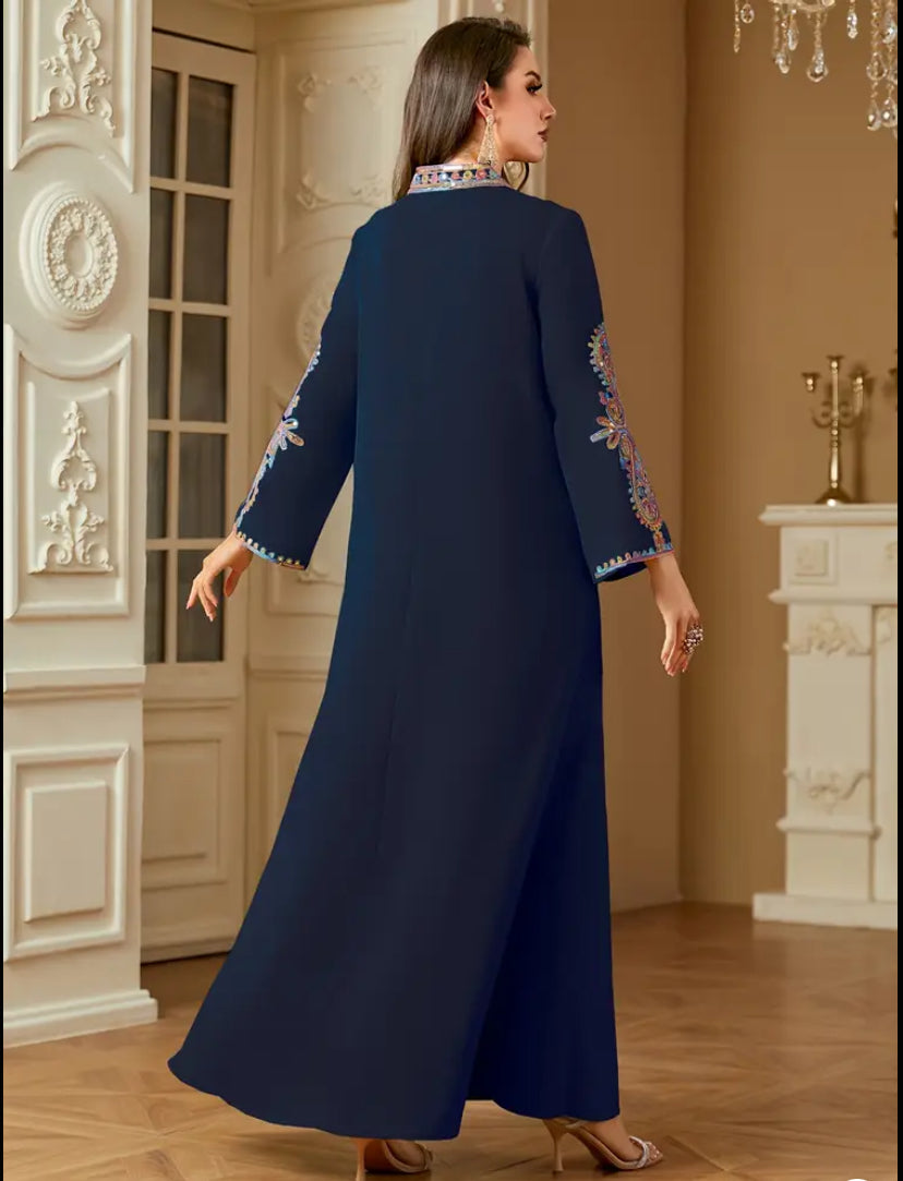 Royal Paisley Embroidered Kaftan – Premium Moroccan Style Jalabiya